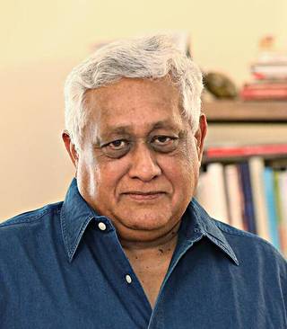 File:Author-Shiv Visvanathan.jpg